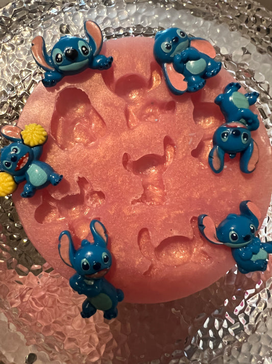 Stitch moulds