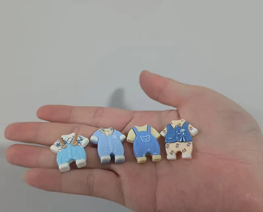 Detailed Baby clothes mould