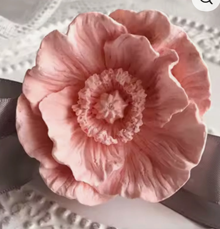 Poppy mould